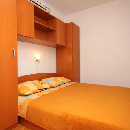 6452a Vodice