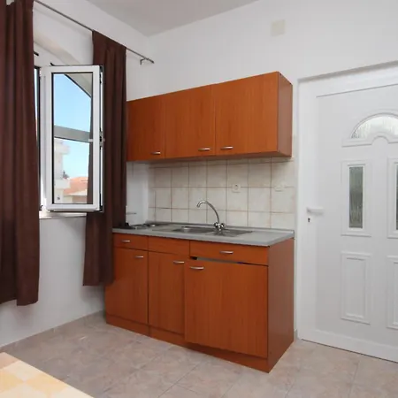 6452a Appartamento Vodice